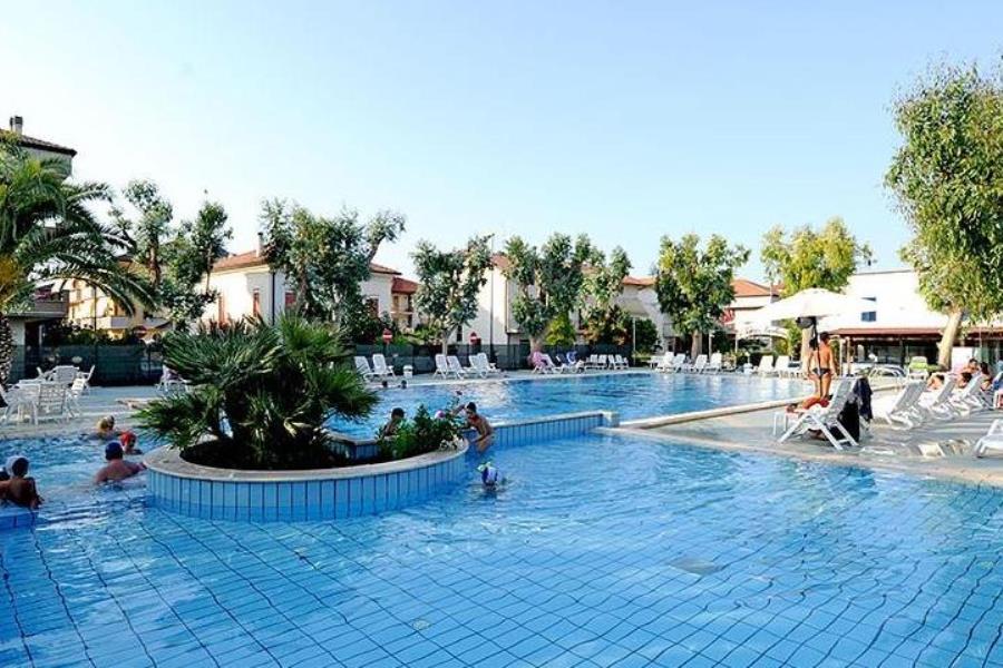 sfondo link video Camping Village Eucaliptus Italy