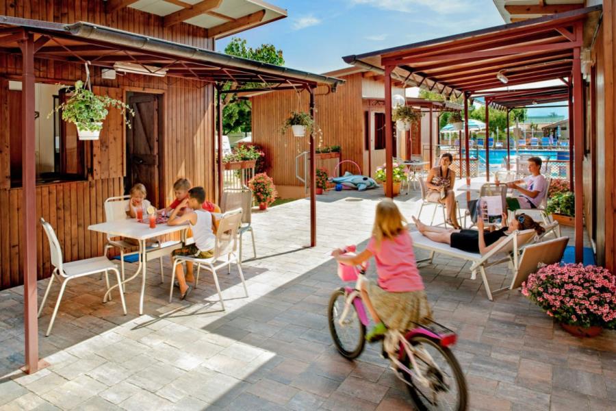 Campingplatz Bungalow Baciccia Italien