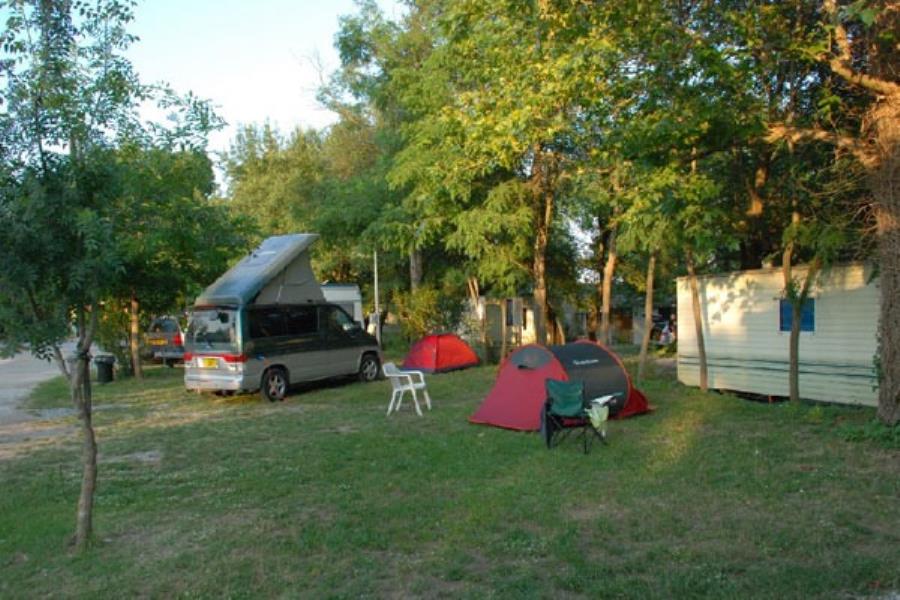 Campingplatz Feriendorf Torre Pendente Italien