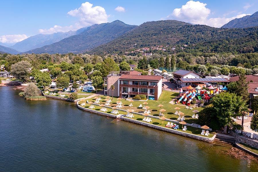 sfondo link video Isolino Camping Village Lago Maggiore 